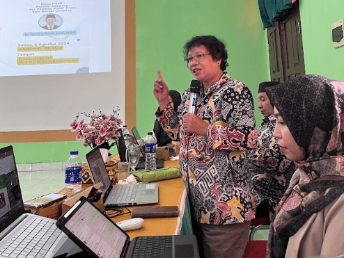Program Studi Magister Pendidikan Fisika FKIP Unila Gelar Kegiatan Analisis Kebutuhan Pengembangan Kurikulum Bersama MGMP Fisika Kota Bandar Lampung analisis kebutuhan 5