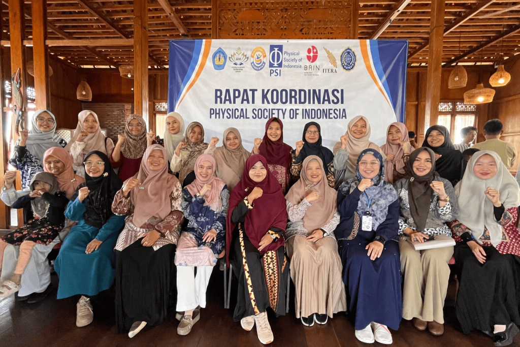 Rapat Koordinasi PSI Lampung Bahas Pengembangan Ilmu Pendidikan Fisika yang Berkelanjutan melalui Pendekatan STEM dan SDGs dokumen 1