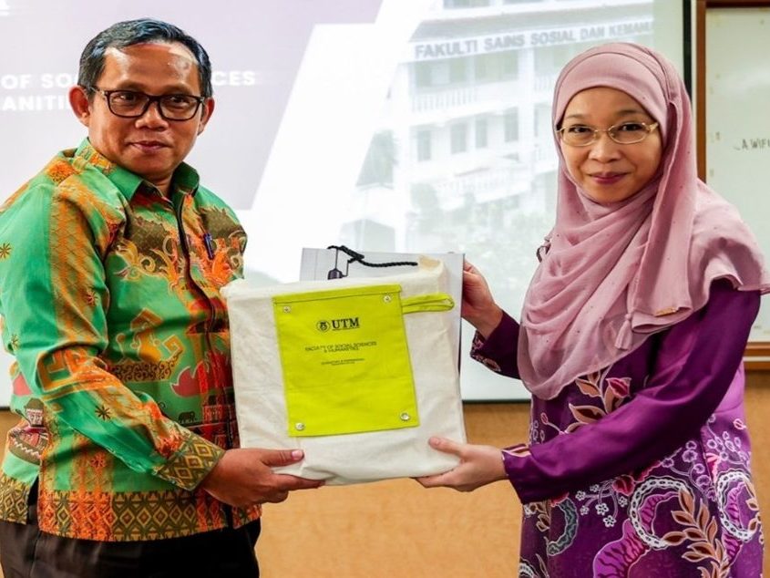 Kerjasama dan Benchmarking Implementasi Pendidikan STEAM antara Universitas Lampung dan University Technology Malaysia picture1