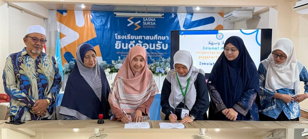 Dosen Magister Pendidikan Fisika FKIP Unila Laksanakan Pengabdian kepada Masyarakat Internasional di Thailand whatsapp image 2026 06 09 at 18.56.252